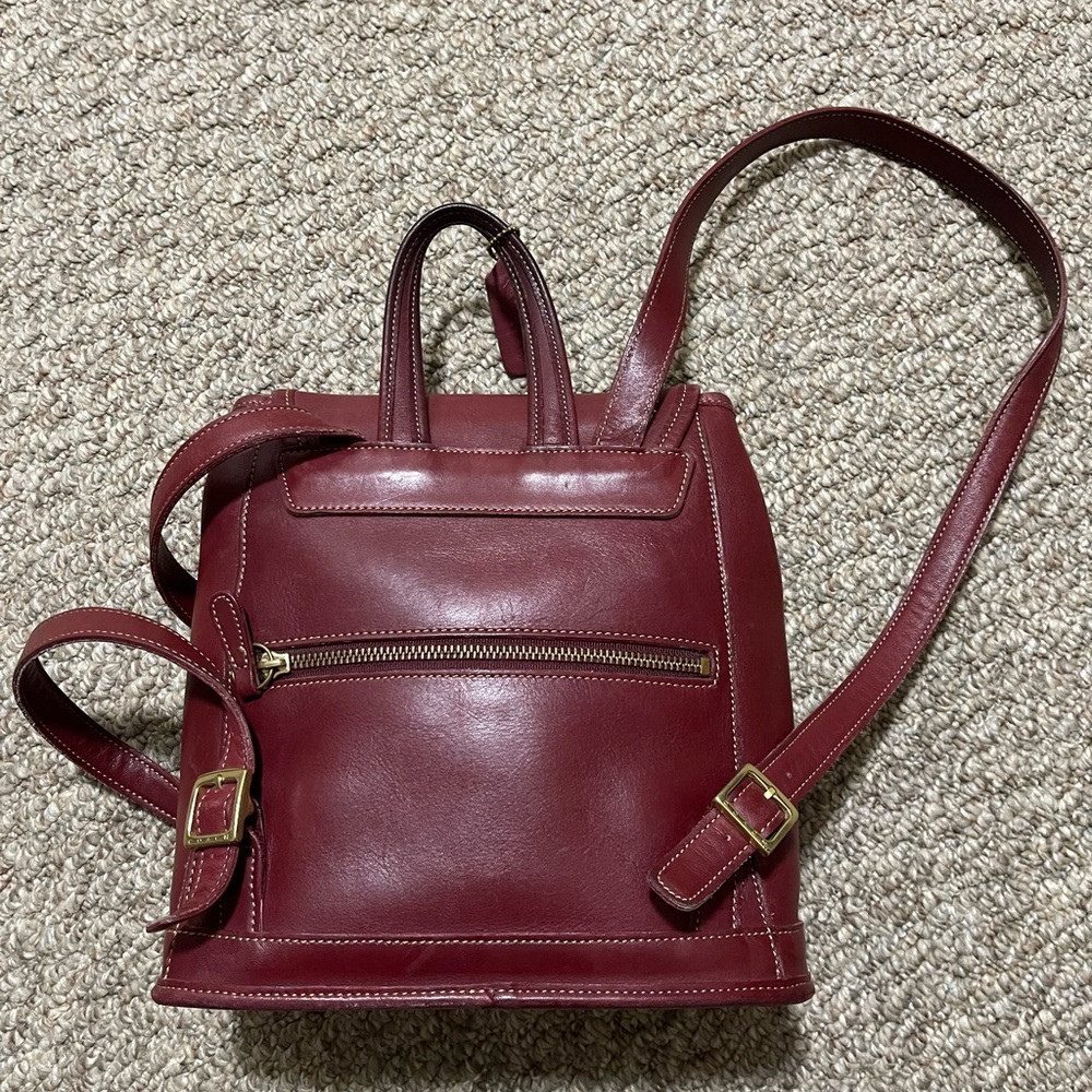 Coach Red Backpack Stylish and Versatile - Picture 2 of 6